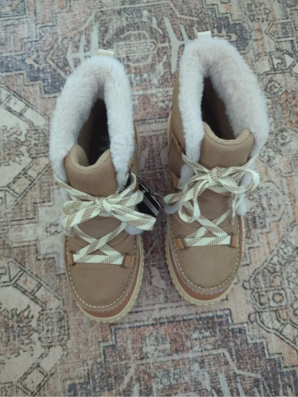 Sorel new without